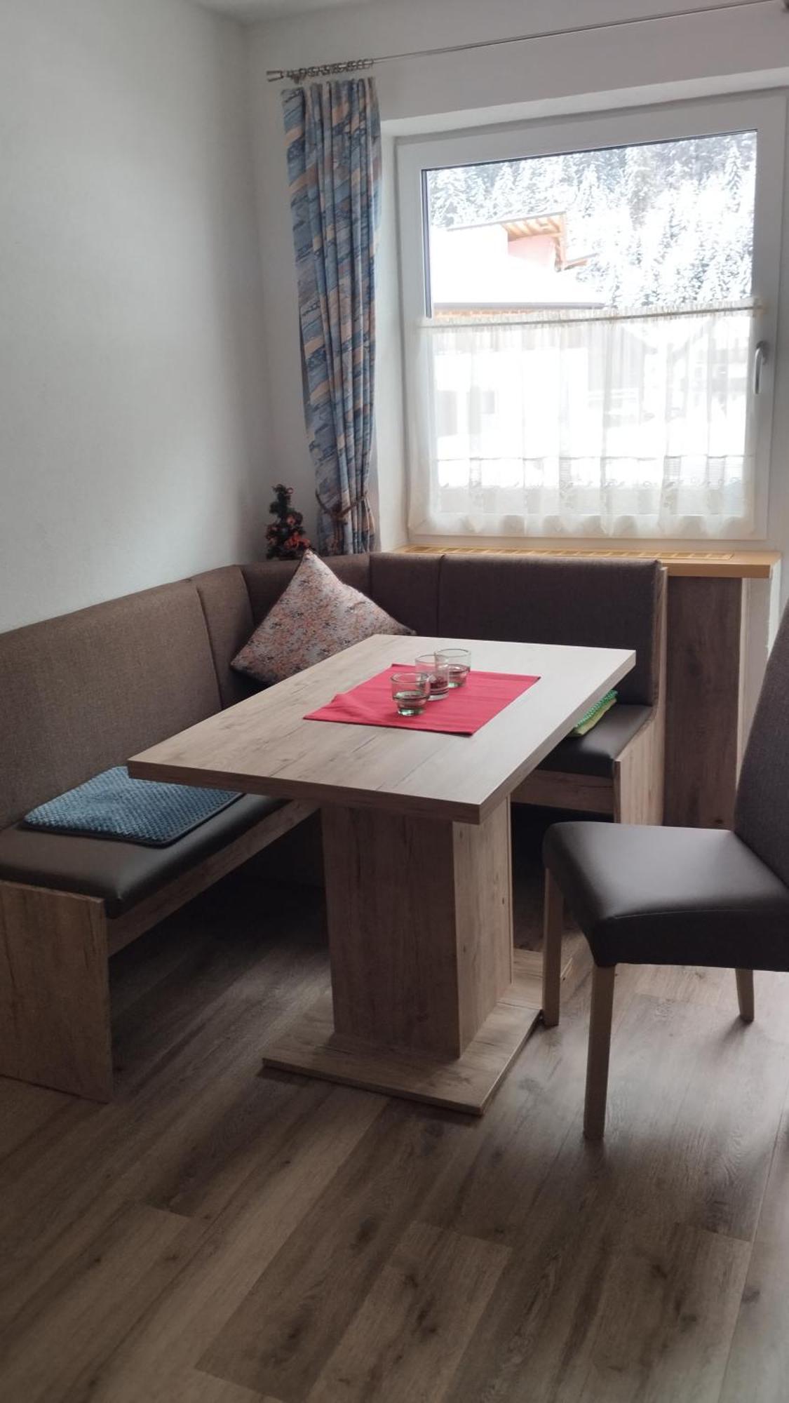 Haus Huter Apartment Каунертал Стая снимка